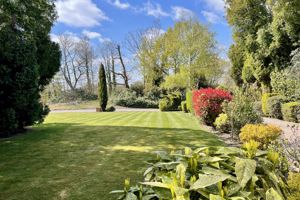 Photo 85- click for photo gallery